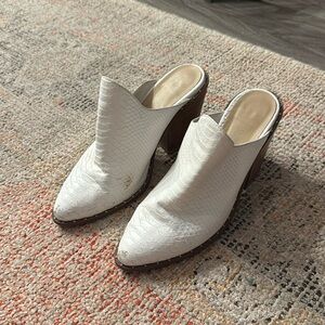 Chinese laundry shoe